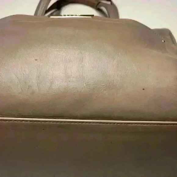 Coach F30965 TAYLOR Leather BOWLER SATCHEL Bag Purse Gray Taupe Color - Picture 7 of 16